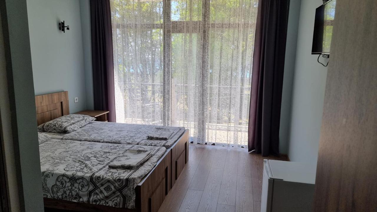 קובולטי French Hotel מראה חיצוני תמונה