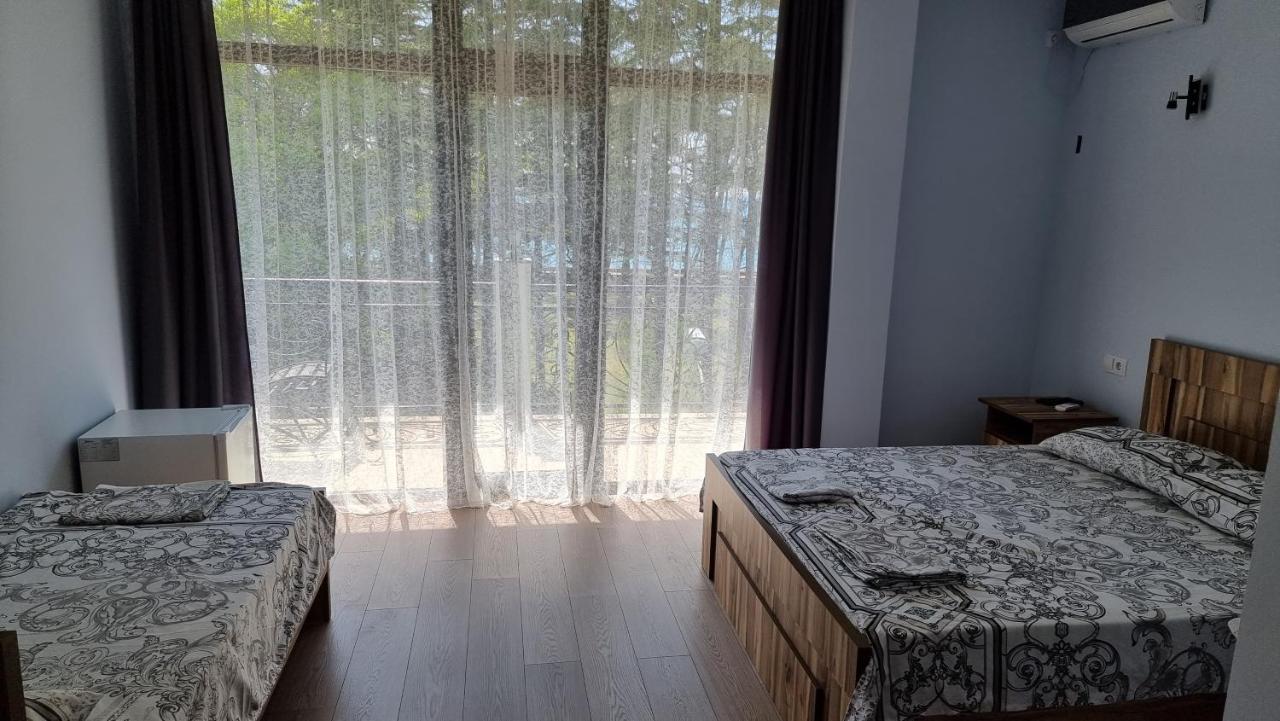 קובולטי French Hotel מראה חיצוני תמונה