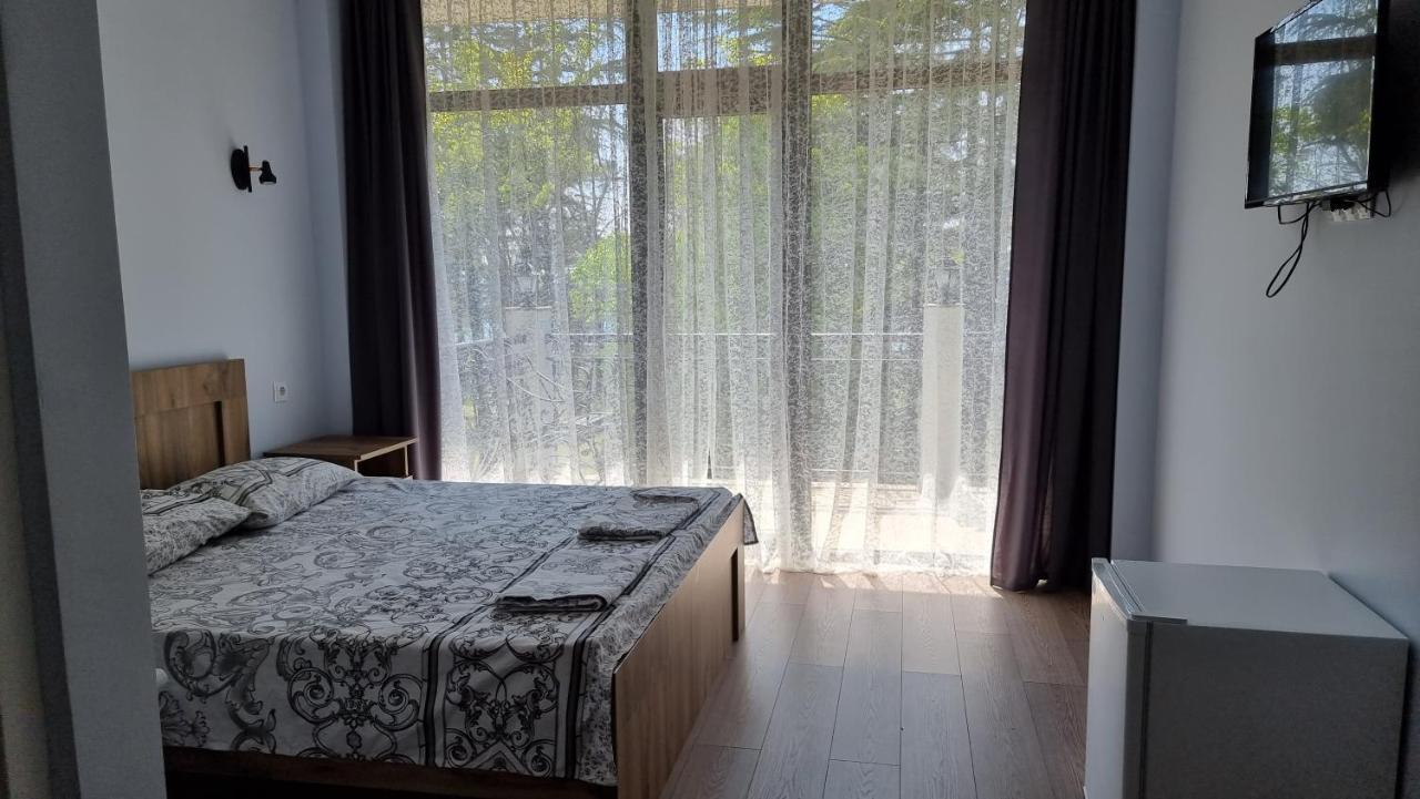 קובולטי French Hotel מראה חיצוני תמונה